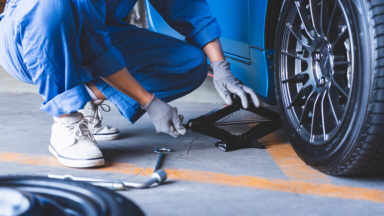 Do Auto Body Shops Report Damage to Insurance